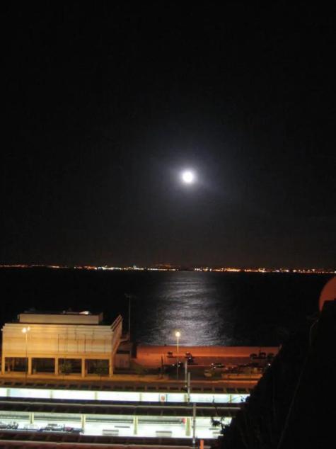 Gorgeous River View In Alfama Apartment Lisbon